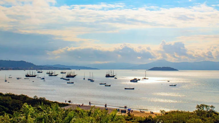 Conheça o Litoral Catarinense